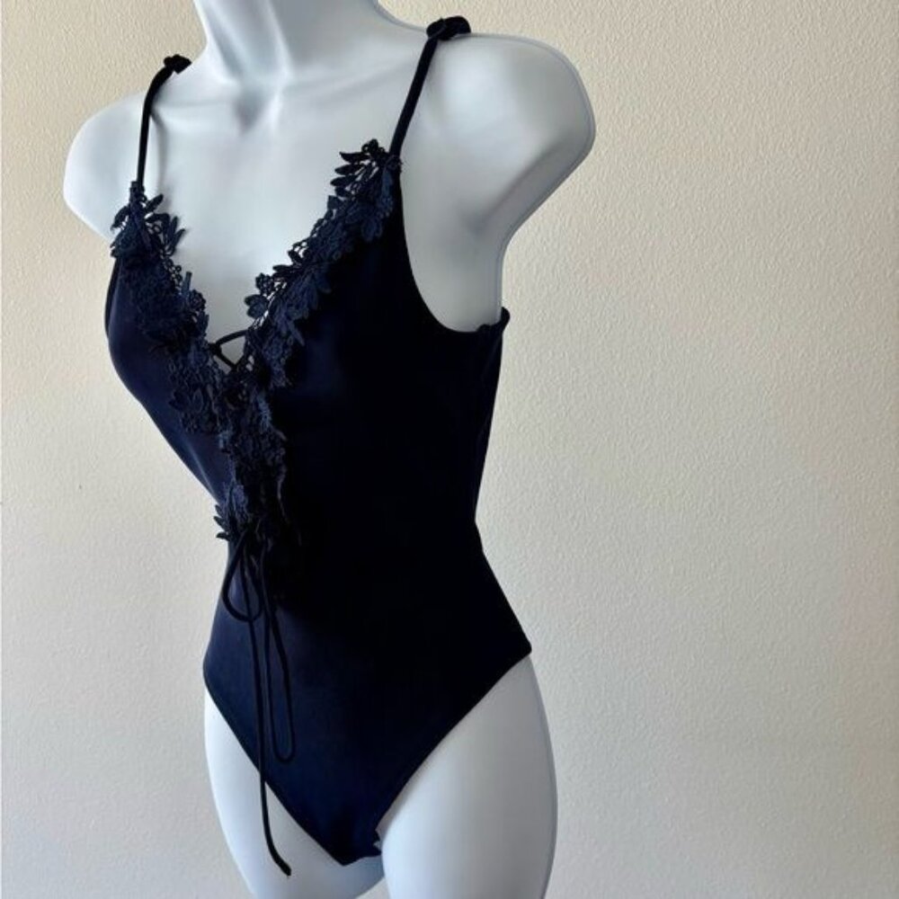 Y2K Bodysuit Large Floral Lace Deep V Neckline Romantic Dark Academia Balletcore - Picture 15 of 16